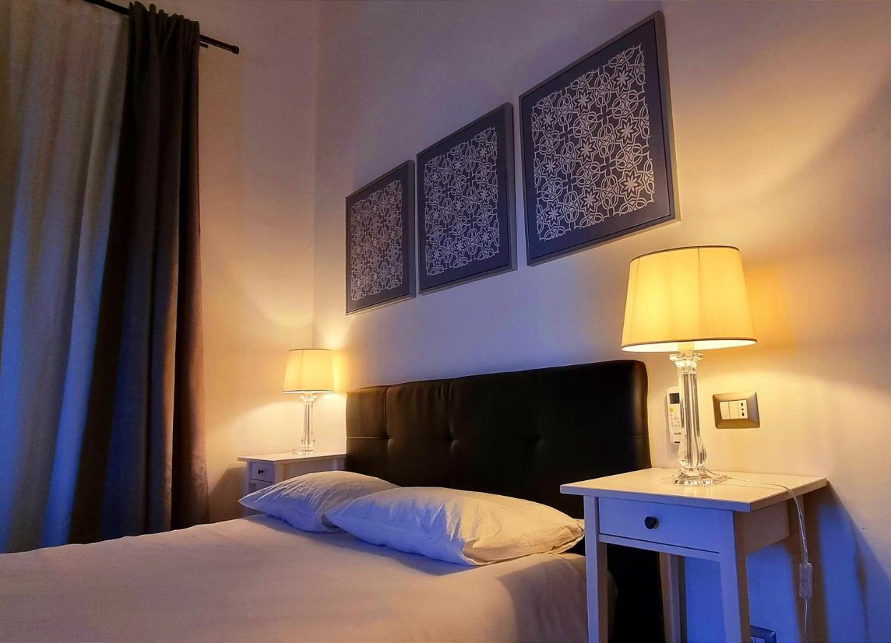 Hotel Politeamari à Palerme Extérieur photo